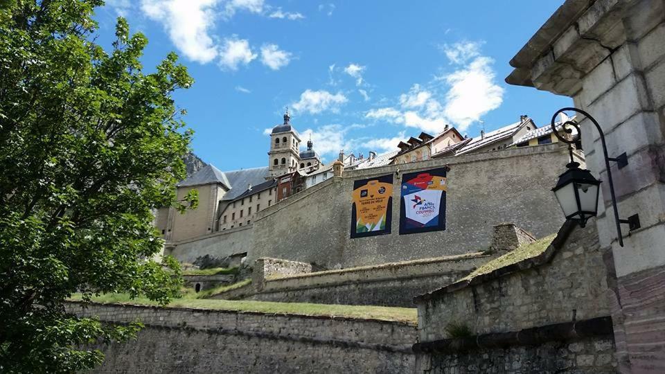 Citadel Apartment Briançon Extérieur photo